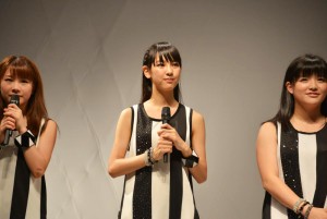 3作連続1位を獲得しファンから祝福を受けたモーニング娘。