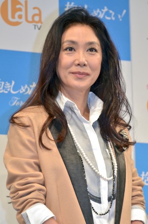 浅野温子、『抱きしめたい！Forever』完成披露試写会にて