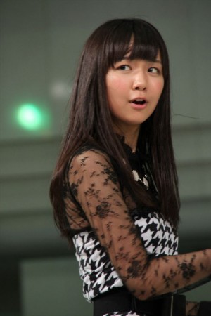 メジャーデビューイベントを行ったJuice＝Juice　リーダー・宮崎由加