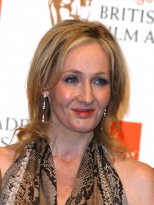 『ハリポタ』の教科書『幻の動物とその生息地』の映画化で脚本家デビュー　