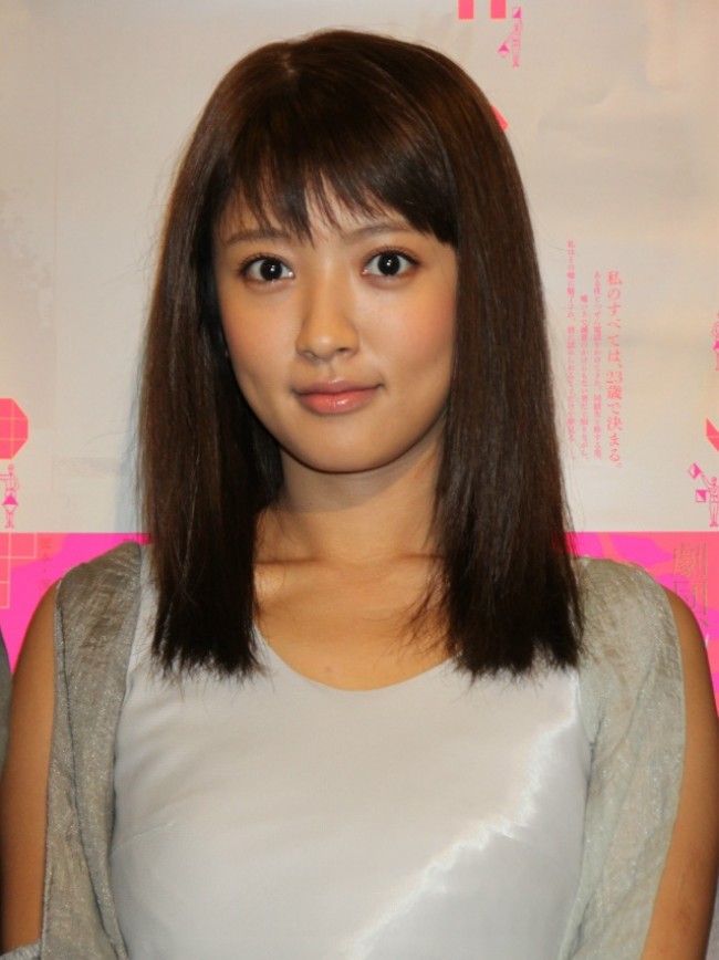 夏菜 舞台 ぬるい毒 初日に親子喧嘩勃発で公開謝罪 13年9月13日 エンタメ ニュース クランクイン 夏菜 舞台 ぬるい毒 初日に親子喧嘩勃発で公開謝罪 13年9月13日 エンタメ ニュース クランクイン