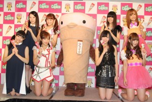 『カプリコクイーン決定戦!!2013』に出場する（右から）アイドリング、東京女子流、アップアップガールズ（仮）、DOROTHY LITTLE HAPPY