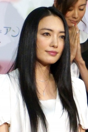 仲間由紀恵、NHK連続テレビ小説『花子とアン』出演者発表会見にて