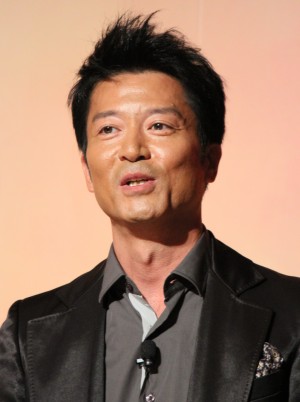 寺脇康文、地球ゴージャス『クザリアーナの翼』制作発表会にて