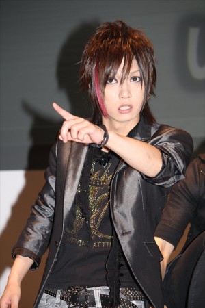 東京ゲームショウ2013で開催された『オトレンジャー』イベントに登場した、ゴールデンボンバー