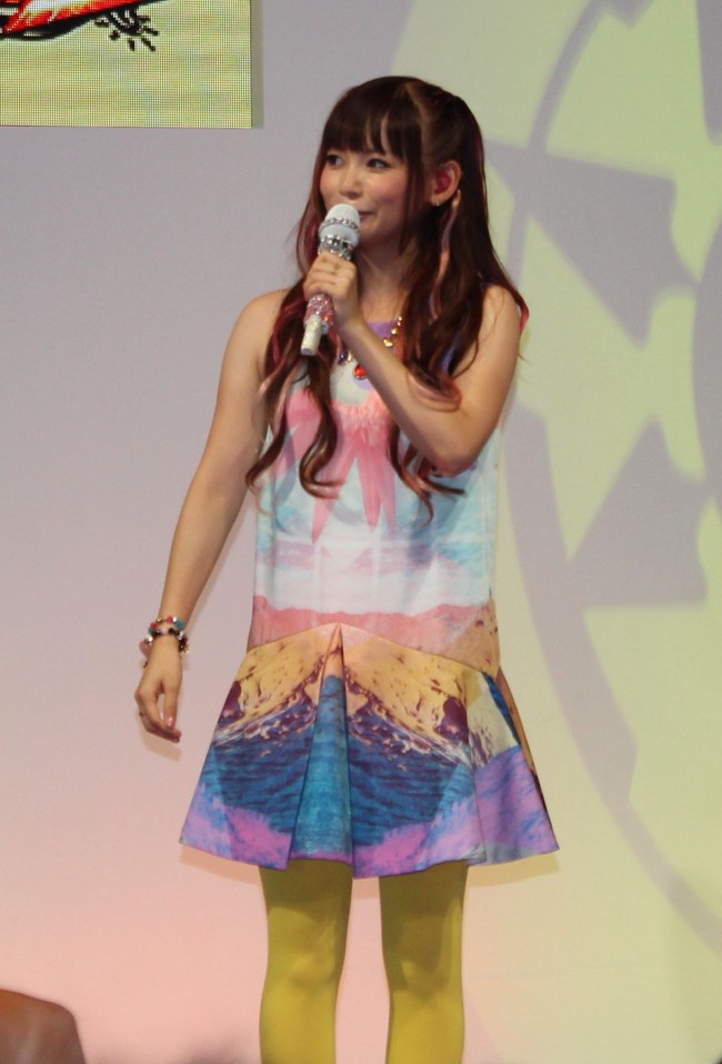 『パズドラZ』主題歌を担当する中川翔子がゲームショウに登場
