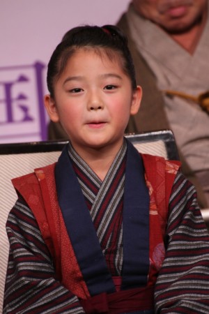 『おしん』完成披露会見に登場した濱田ここね