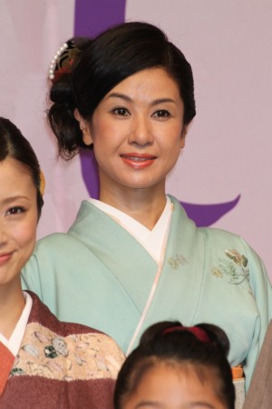 『おしん』完成披露会見に登場した小林綾子