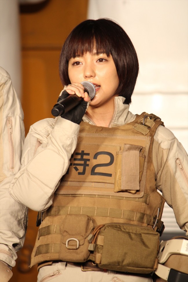 『THE NEXT GENERATION -PATLABOR-』製作発表記者会見に登場した真野恵里菜