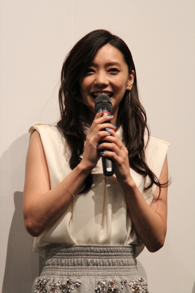 『キッズ・リターン 再会の時』完成披露試写会に登壇した倉科カナ