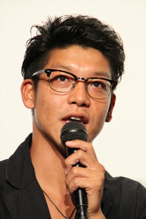 『ソウル・フラワー・トレイン』トークショーに登壇した駿河太郎