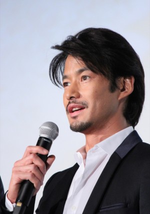 『謝罪の王様』初日舞台挨拶（竹野内豊）