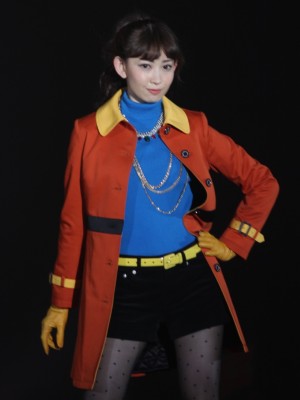 トップバッターで登場した、小嶋陽菜＜GirlsAward 2013秋冬＞