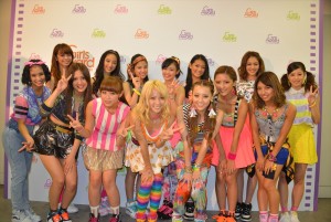 E‐girls＜GirlsAward 2013秋冬＞20130928