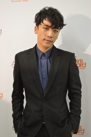 V.I（BIGBANG）＜GirlsAward 2013秋冬＞