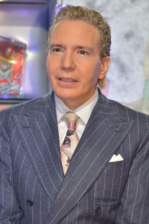 デーブ・スペクター、NHK『J‐MELO』放送400回記念会見にて