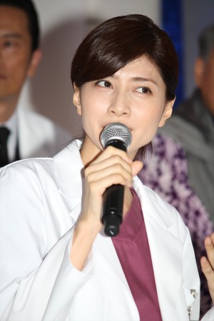 内田有紀、『ドクターX～外科医・大門未知子～』製作発表記者会見にて