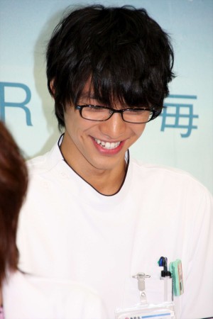 福士蒼汰、『海の上の診療所』制作発表会見にて