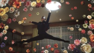 竹野内豊が“ガスの仮面”に扮する新CMスタート！