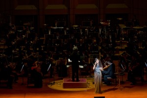 「JUJUの日」に日本フィルハーモニー交響楽団とスペシャル・クラシックライブを開催したJUJU