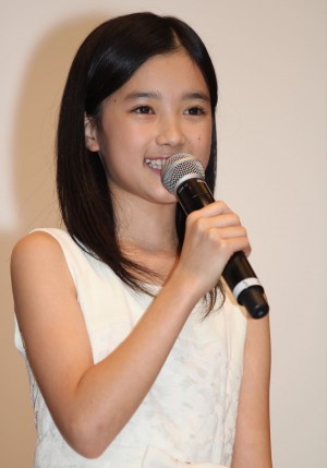 映画『おしん』初日舞台挨拶に出席した井頭愛海