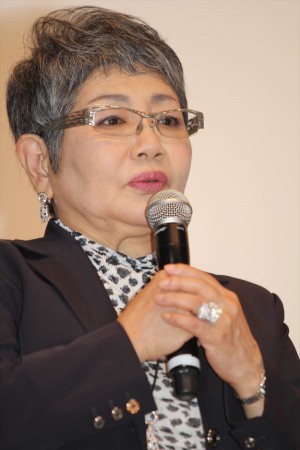 映画『おしん』初日舞台挨拶に出席した泉ピン子