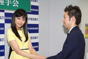 川口春奈、2014年カレンダー発売記念イベントにて