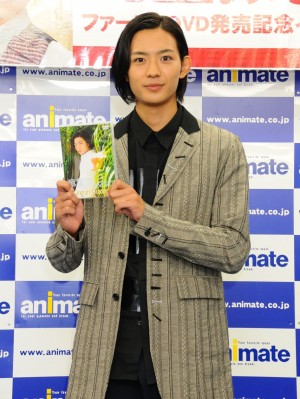 1stDVD『King in Guam』発売記念イベントを行った竜星涼