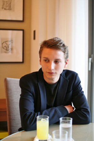 『危険なプロット』エルンスト・ウンハウワー