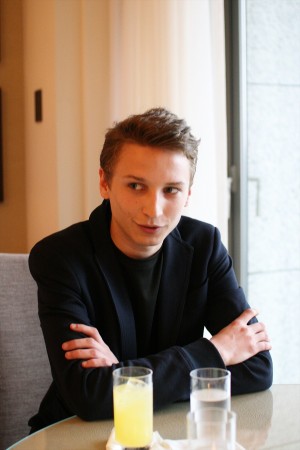 『危険なプロット』エルンスト・ウンハウワー