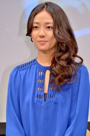 木村文乃、『変身インタビュアーの憂鬱』初回試写会にて