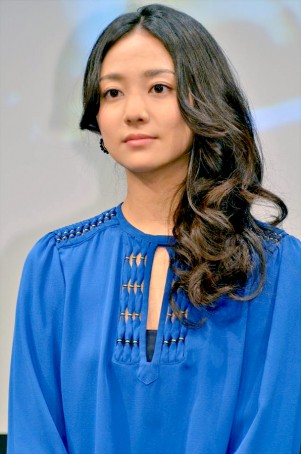 木村文乃、『変身インタビュアーの憂鬱』初回試写会にて