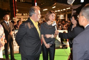 『ブリングリング』（グリーンカーペット）