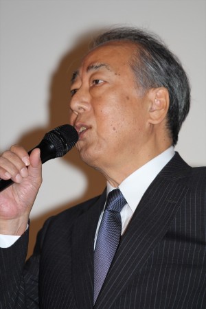 『人類資金』初日舞台挨拶に出席した、岸部一徳