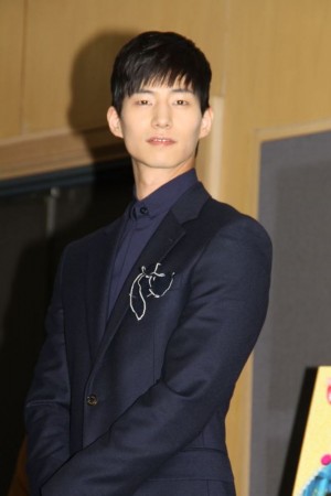 ソン・ジェリム、『ネイルサロン・パリス～恋はゆび先から～』来日記者会見にて