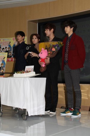 『ネイルサロン・パリス～恋はゆび先から～』来日記者会見にて