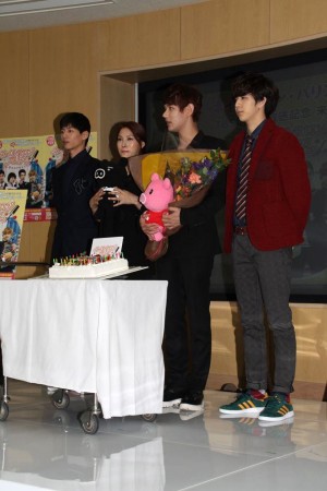 『ネイルサロン・パリス～恋はゆび先から～』来日記者会見にて