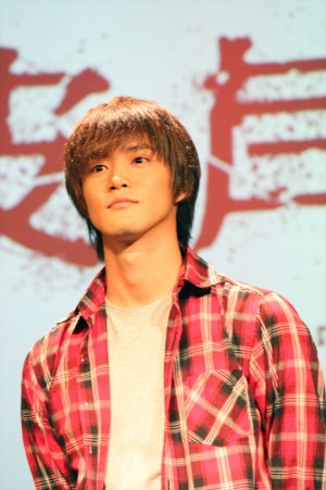 白石隼也、『彼岸島』1話上映プレミア試写会に登場