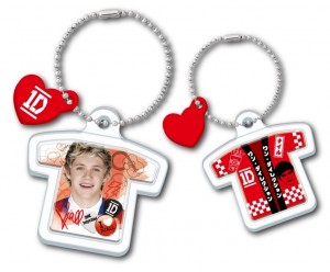 ワン・ダイレクション、日本限定オフィシャルガチャ発売！