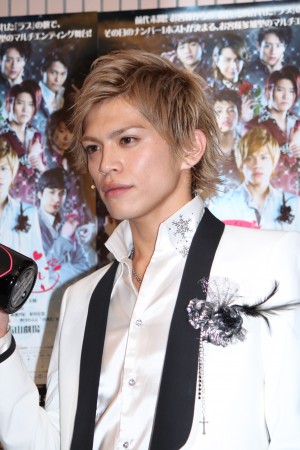 山本裕典、舞台『私のホストちゃん』フォトセッション・囲み取材にて