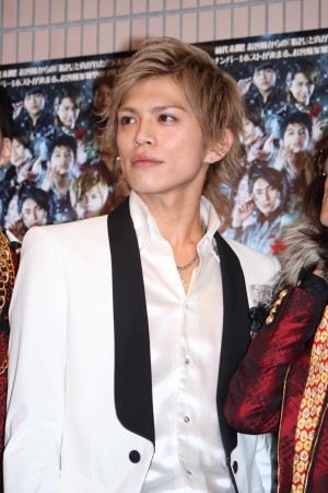 山本裕典、舞台『私のホストちゃん』フォトセッション・囲み取材にて