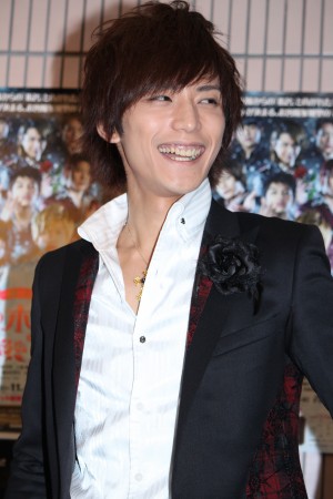 久保田秀敏、舞台『私のホストちゃん』フォトセッション・囲み取材にて