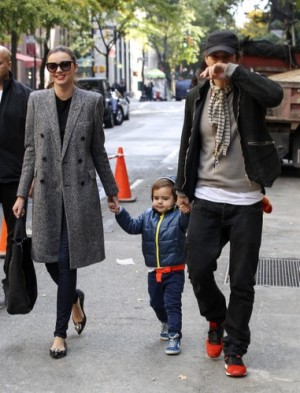 「僕たちは家族だ」と円満破局のミランダとオーランド