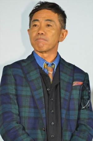 木梨憲武、『ウォーキングwithダイナソー』製作発表会見に登場