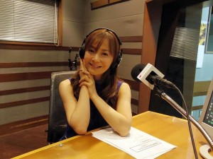 活動再開後初となるラジオのレギュラーパーソナリティを務めることになった華原朋美