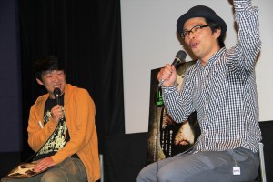 『サプライズ』で、爆笑トークを繰り広げた2人（左：松江哲明監督、右：瀧川英次）