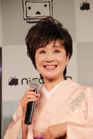 衣装コンセプトは“幸子城”の小林幸子