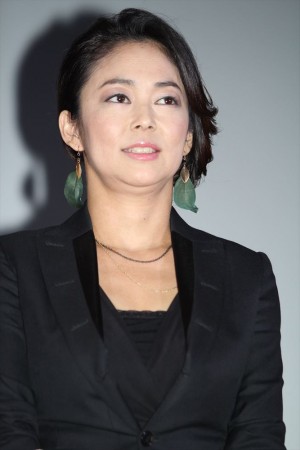 映画『ハダカの美奈子』完成披露試写会に出席した中島知子