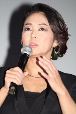 映画『ハダカの美奈子』完成披露試写会に出席した中島知子