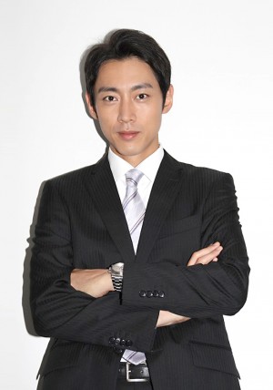 『金曜8時のドラマ「刑事 吉永誠一　涙の事件簿」』にて、鑑貴一役で出演中の小泉孝太郎